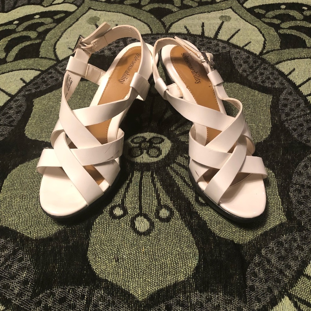 White heel